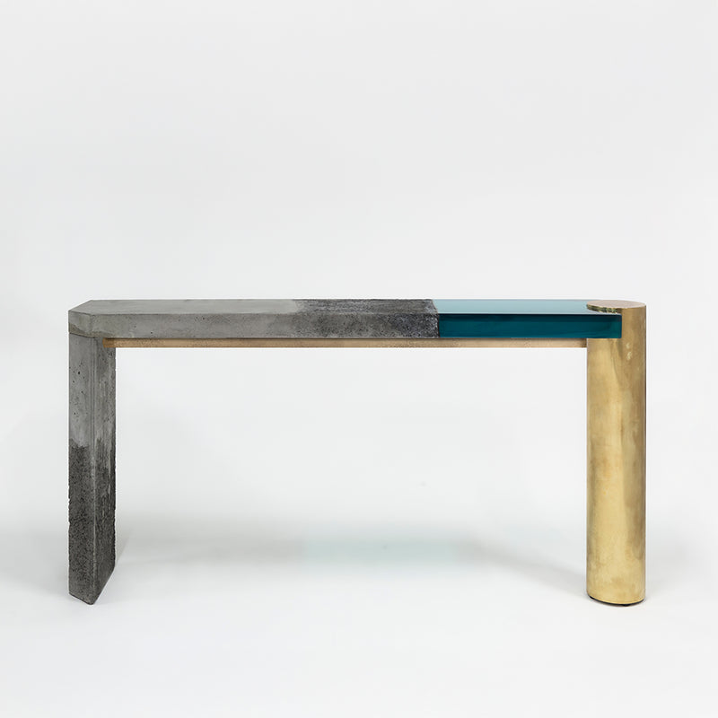 Golia Console