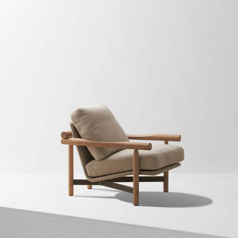 Stilt | Armchair | Upholstered Beige, Natural Oak