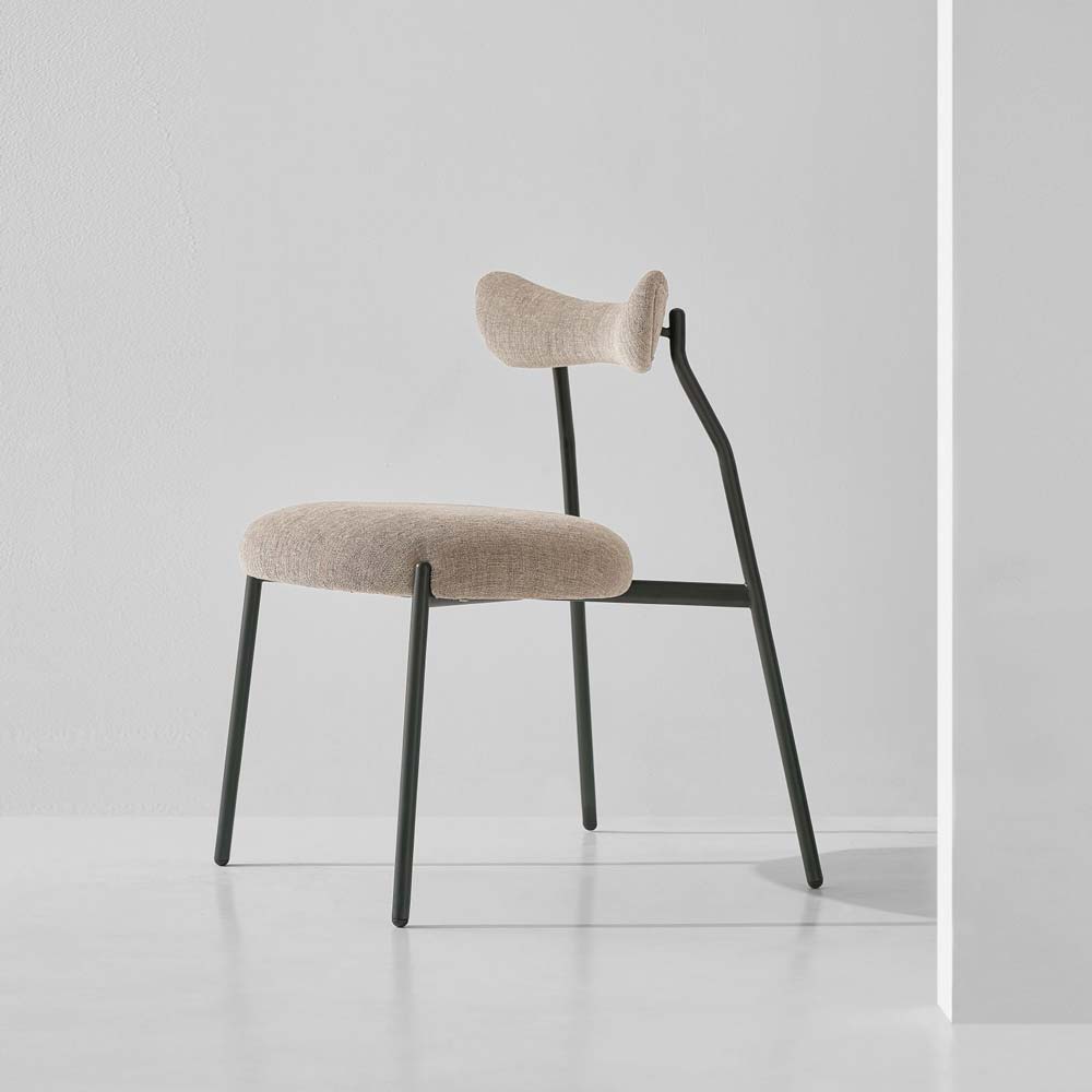 Dragonfly | Dining Chair | Upholstered Beige Tweed, Black Steel